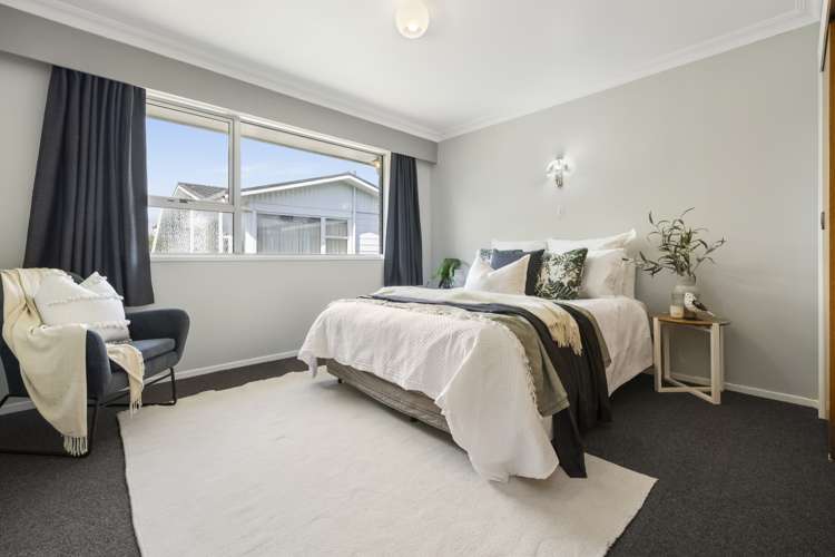 42 Matua Road Matua_10