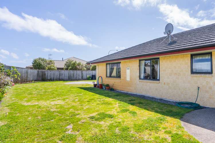 108 Guildford Drive Paraparaumu Beach_21