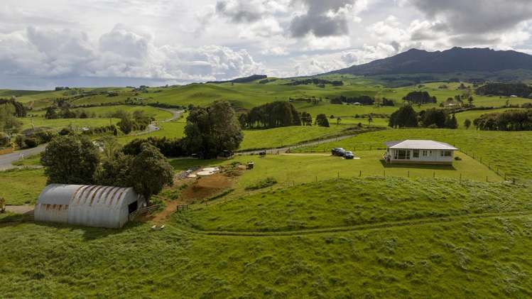 697 Maungatawhiri Road Raglan_25