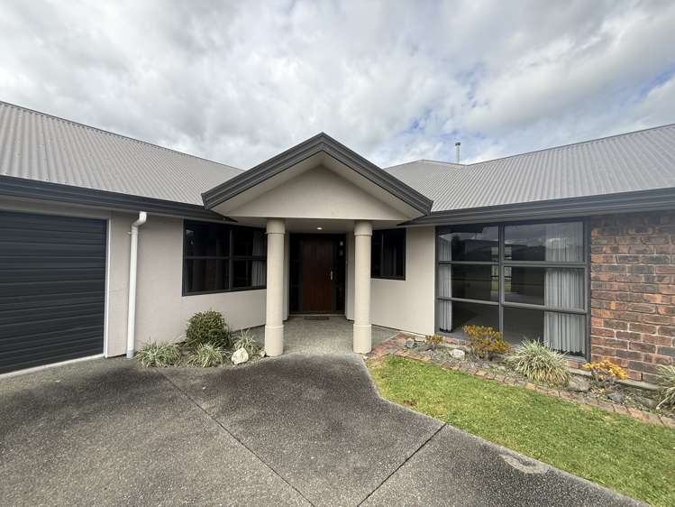 8 Geneva Terrace Kelvin Grove_1