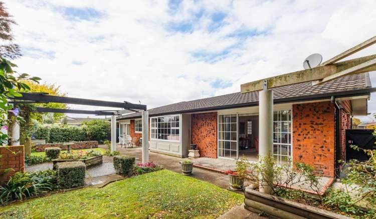 7 Woodfield Avenue Roslyn_26