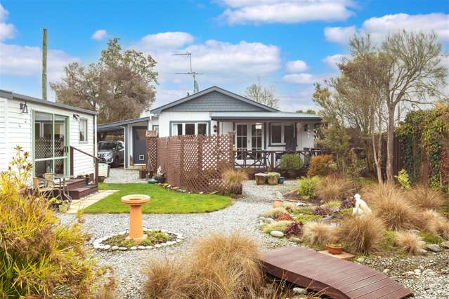 34 Featherstone Avenue Kairaki_1