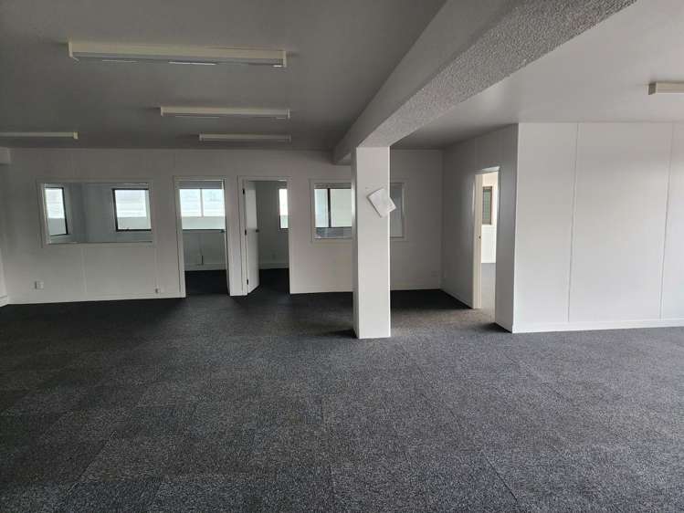 1 Western Hutt Road Korokoro_4
