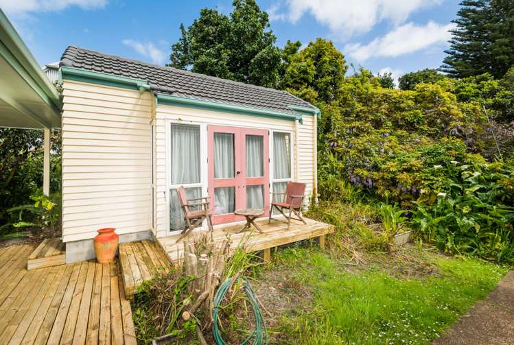 10 Handley Avenue Narrow Neck_13