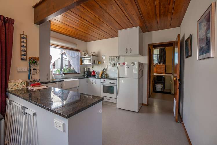 6 Memorial Avenue Parkside_7