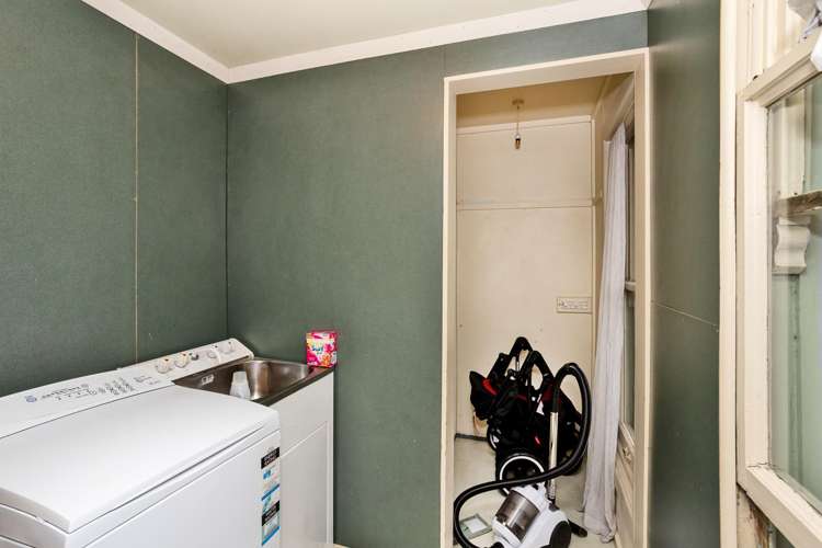 8 Centre Street Strathern_17