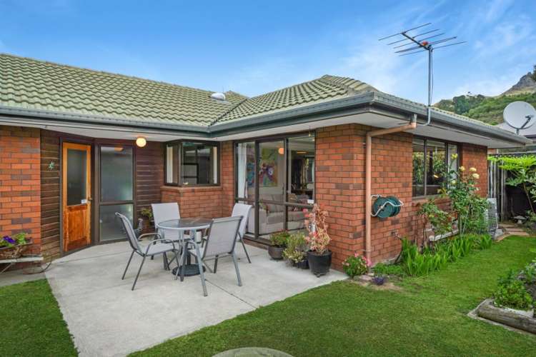 2/47 Laing Crescent Heathcote Valley_1