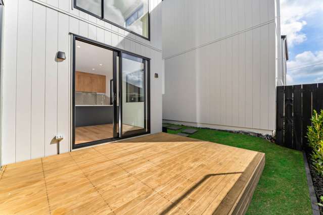 10C Serjeant Street Henderson_3