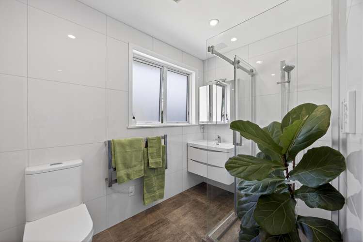 4 Carole Crescent Pakuranga Heights_12