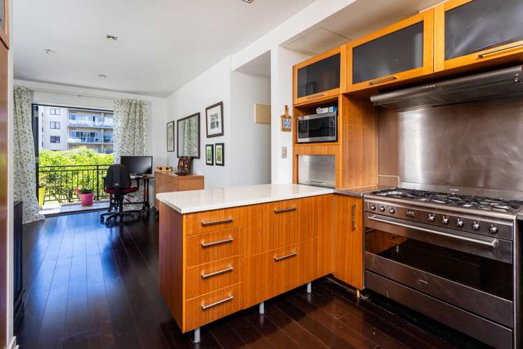 2B/132 Customs Street West Auckland Central_7