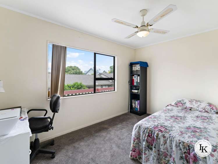 8 Carnoustie Drive Wattle Downs_13