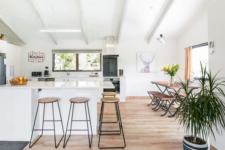 263 Riverbend Road Meeanee_4