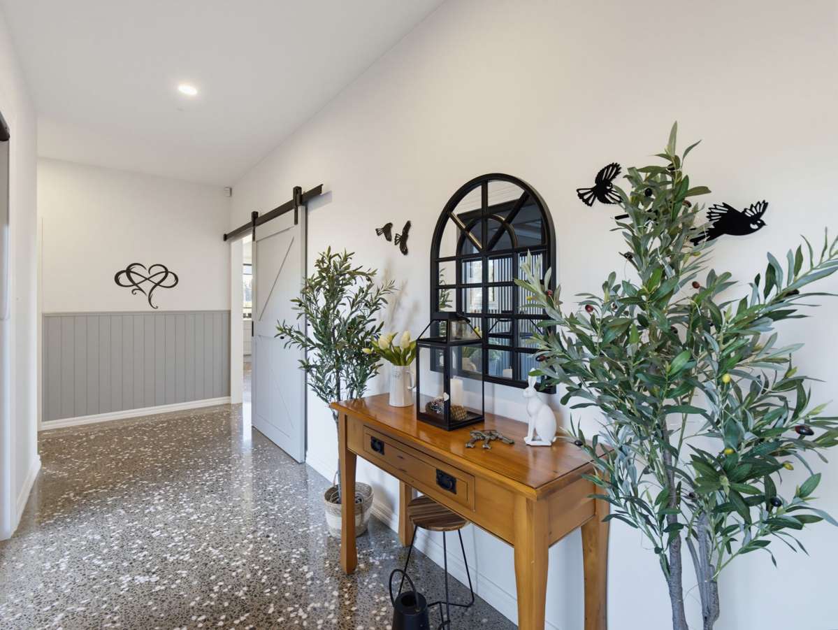 944b Weedons Ross Road_4