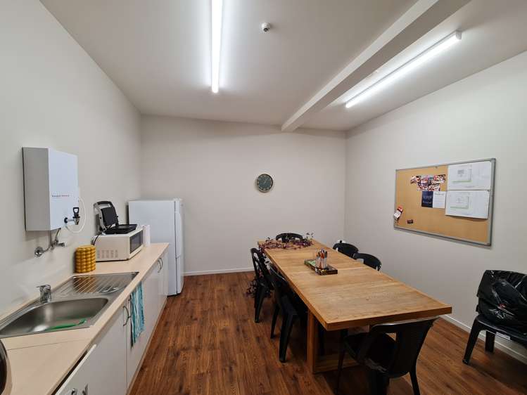 3/1 Edmonton Road Hornby_5