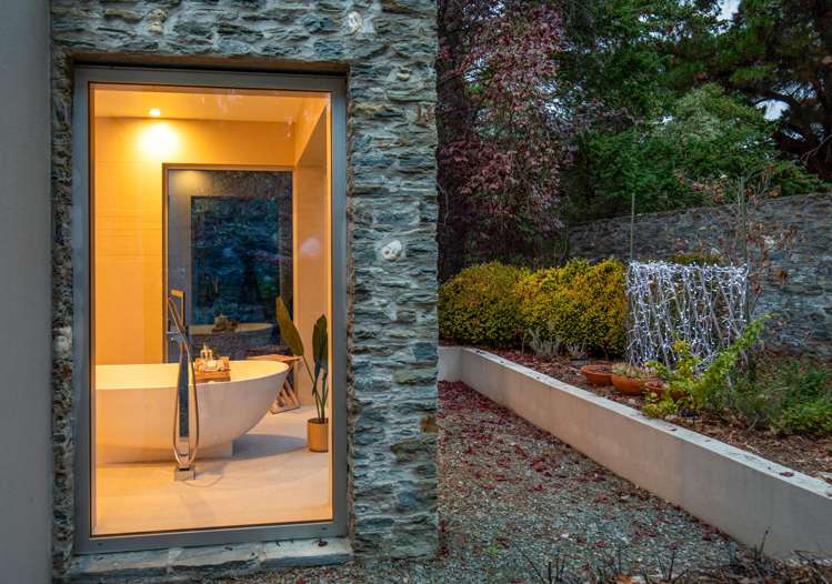 49 The Half Mile Alexandra_30