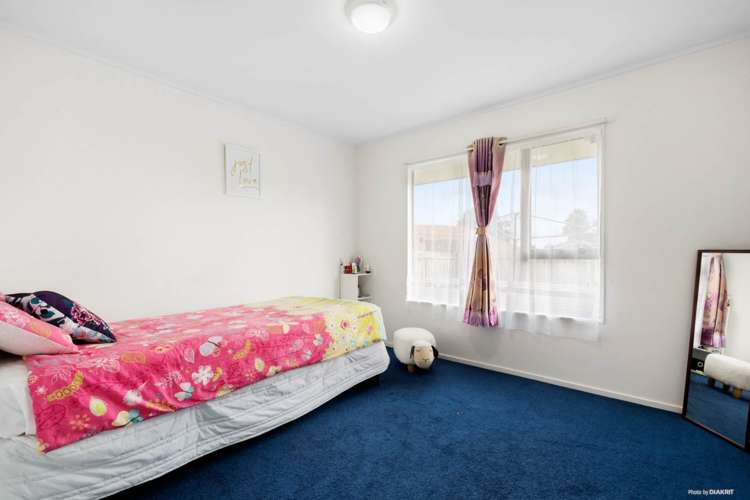 29 Robin Brooke Drive Flat Bush_12