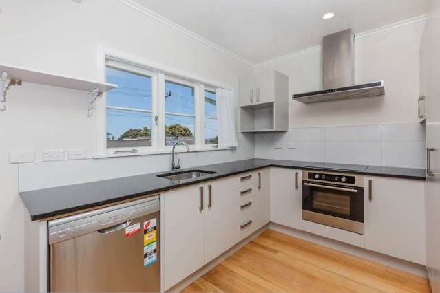 168 Titirangi Road New Lynn_3