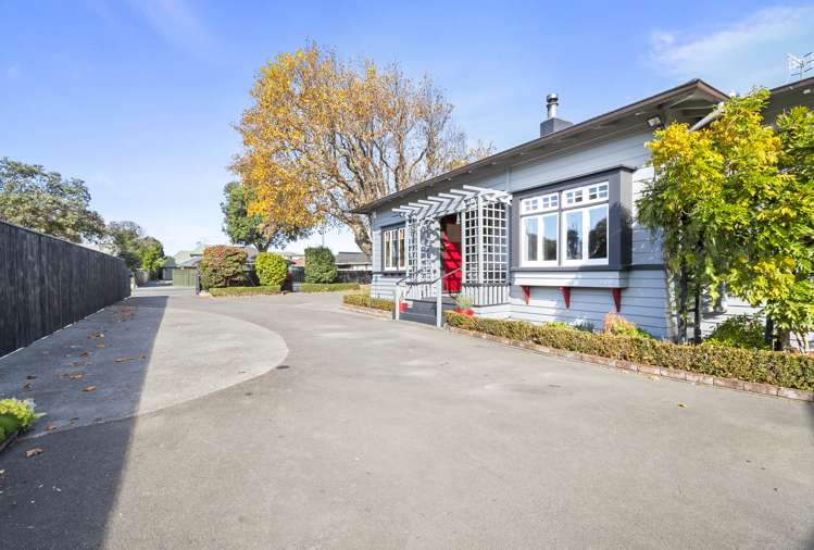 287 College Street West End_7