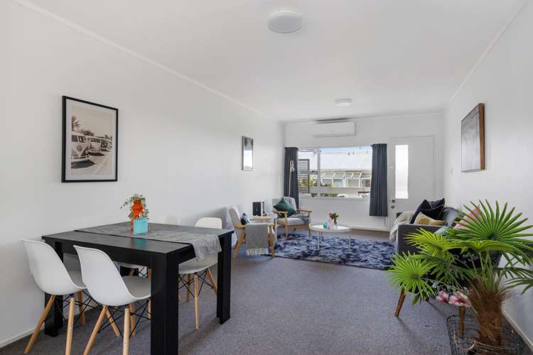 4/201 Derwent Street Island Bay_5