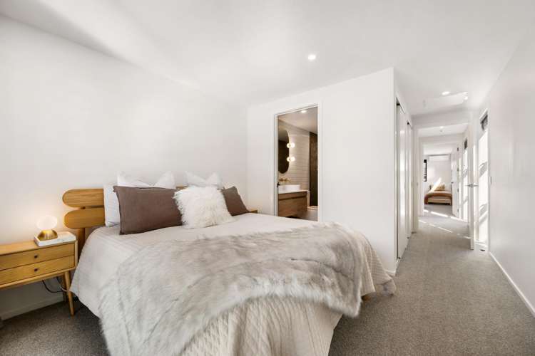 41 Ryan Loop Jacks Point_11