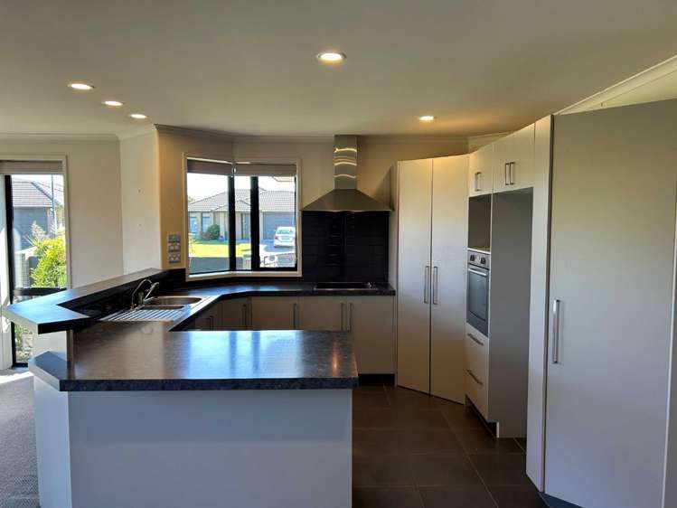 63 Carrington Drive 1131_1