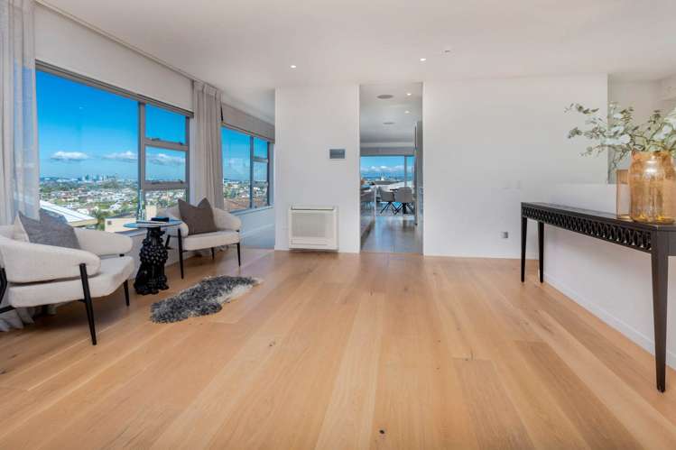 62 Seaview Road Castor Bay_15