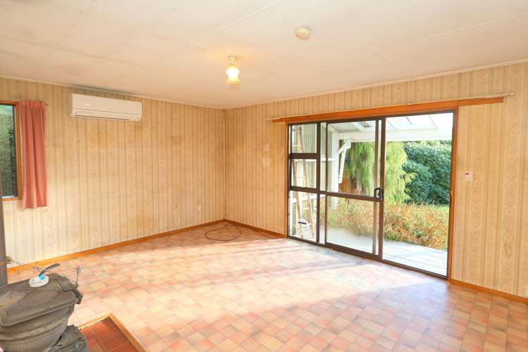 296 Flora Road East Makarewa_11