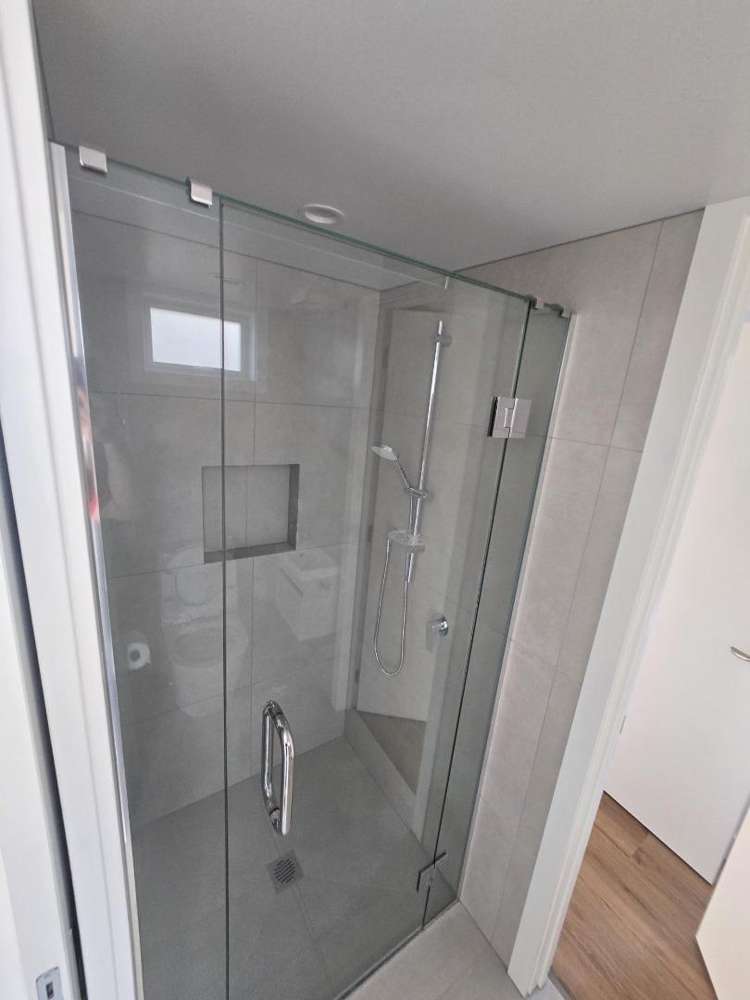 b/4 Knighton Road 1076_9