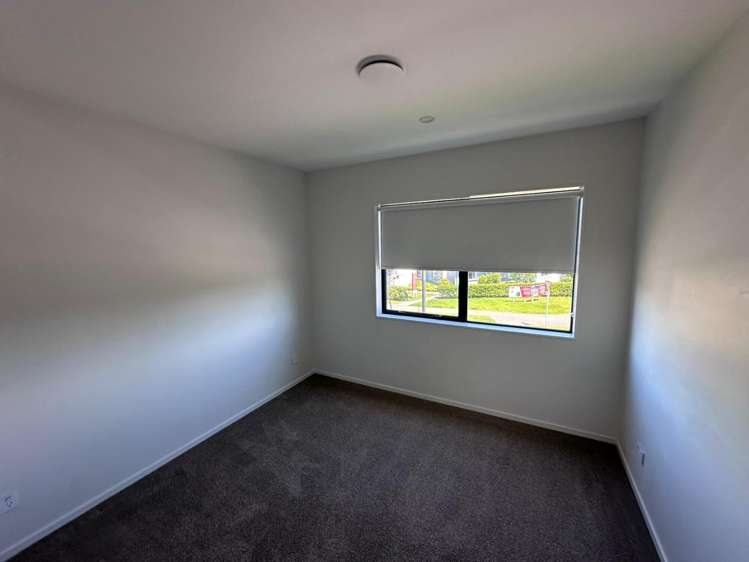 6 Gosper Road 1653_5