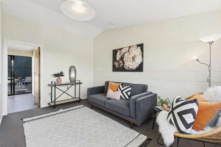 2/11 Anderson Terrace Mount Cook_6