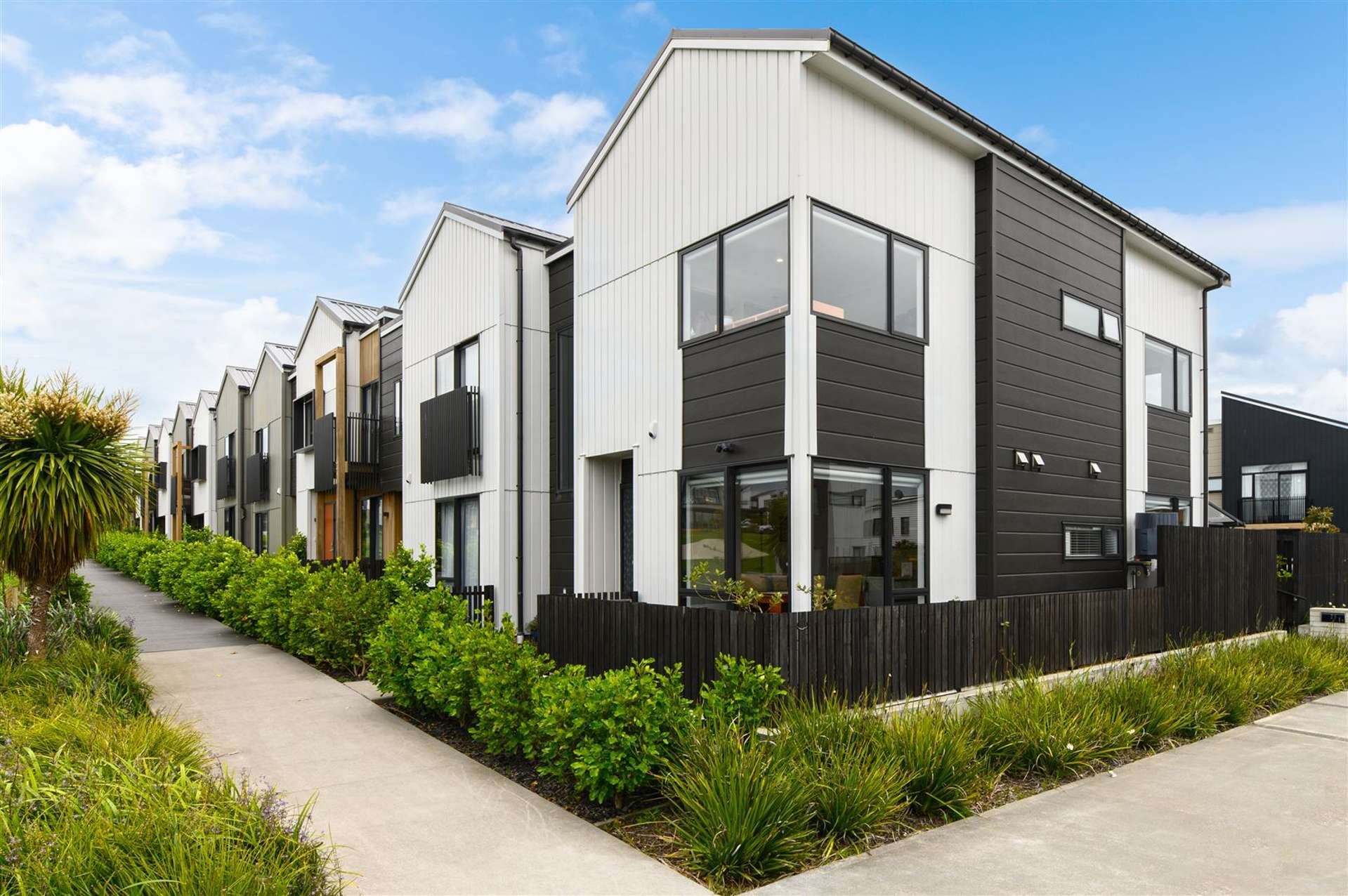 1/25 Sidney Wallingford Way Hobsonville_0