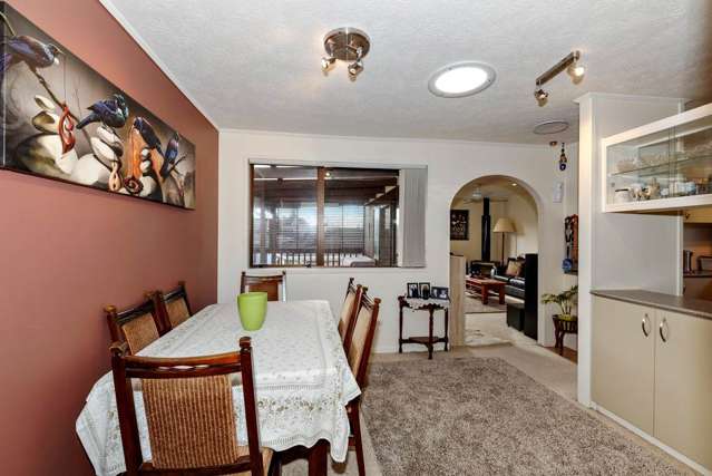 11 Panzic Place Glen Eden_4