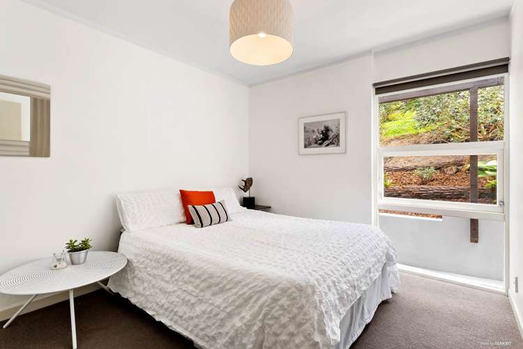 2/135 Exmouth Road Northcote_11