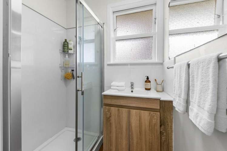 5 Civil Place Otara_6