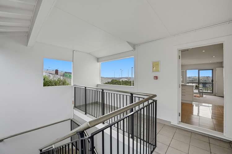 10E/60 Mason Road Oteha_16