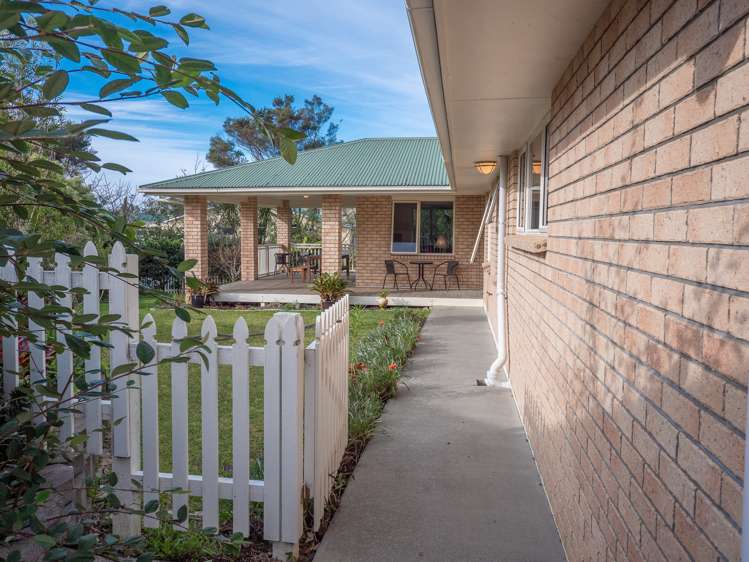 22 Pohutukawa Drive Cable Bay_16