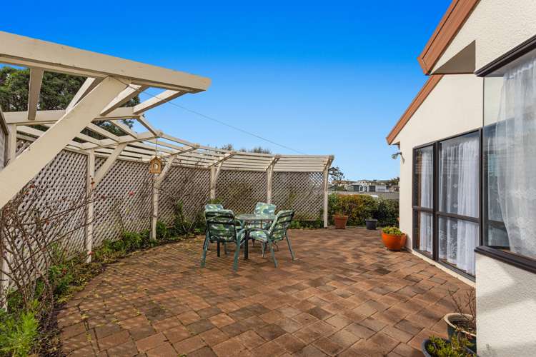 17 The Glebe Coastlands_24