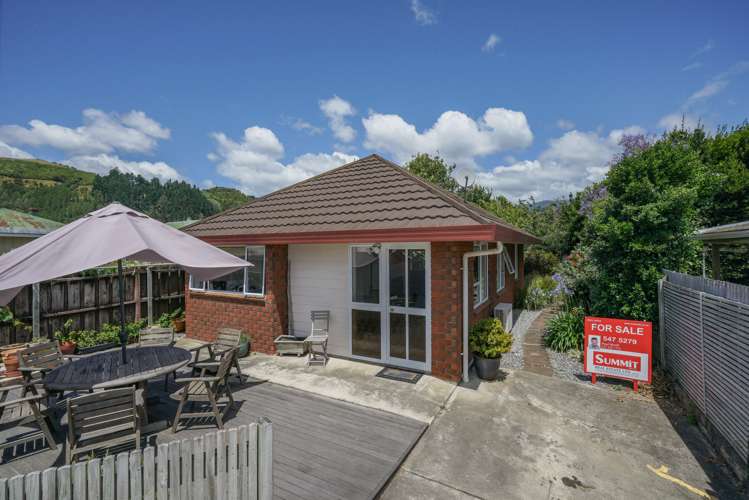 2/44 Cambria Street The Wood_0