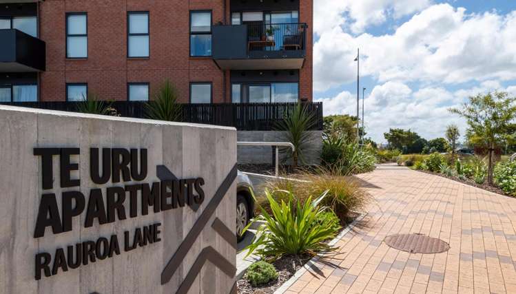 6 Rauroa Lane Hobsonville_12