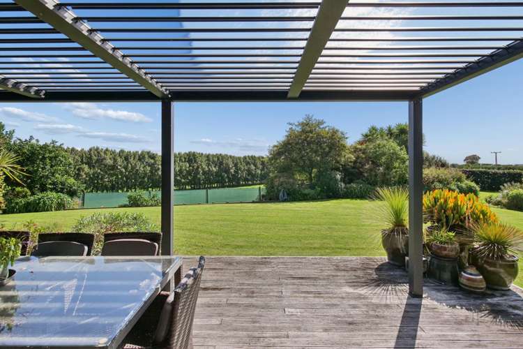 154 Ohinepanea Road Pukehina_16