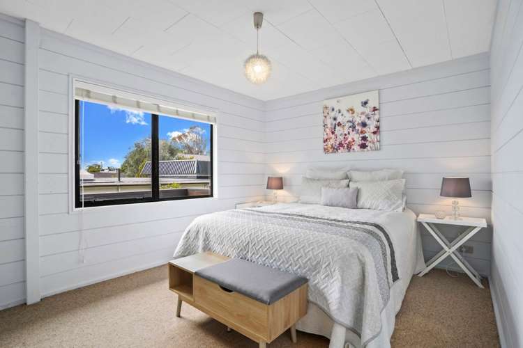 2/610 Beach Road Browns Bay_2