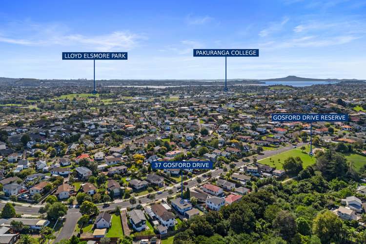 37 Gosford Drive Botany Downs_27