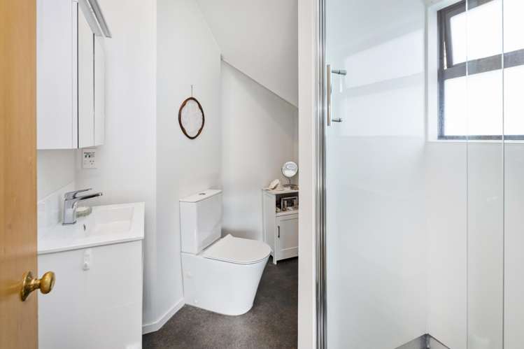 3/126 Idris Road Strowan_12