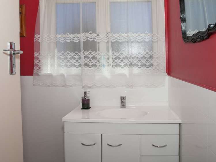 19 Nottingham Avenue Awapuni_13