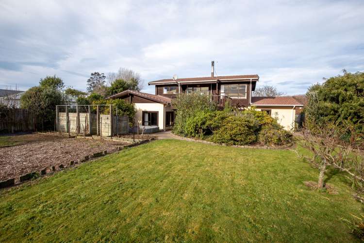 89 Pacific Drive Southbridge_21