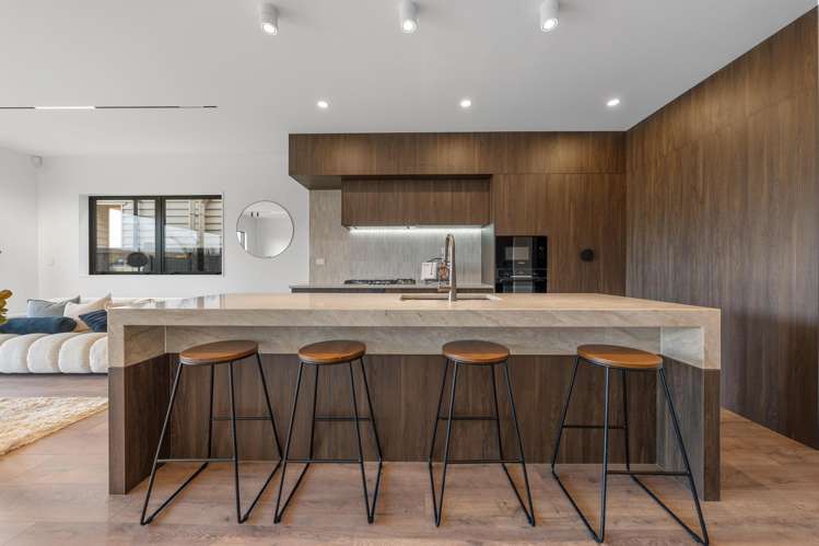 329 Te Taruna Drive Milldale_1