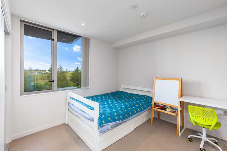 108/25 Don Mckinnon Drive Albany_7