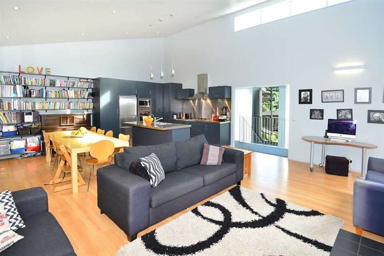 10 Springwater Vale Unsworth Heights_5