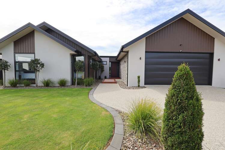 25 Richfield Drive Waikiwi_43