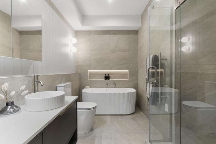 202 Landmark Terrace Orewa_12